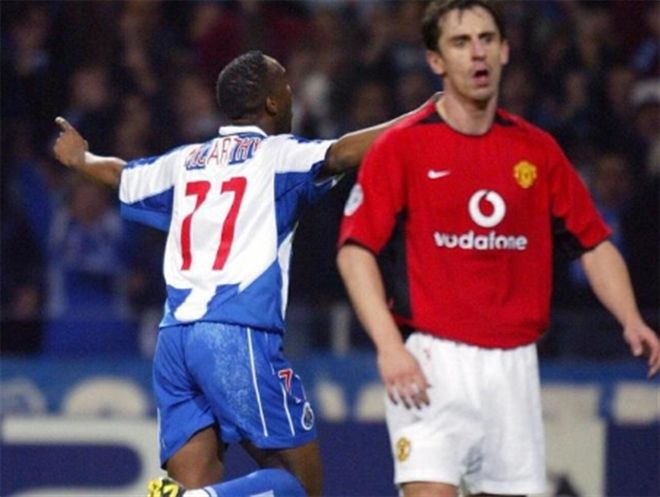 室内跳伞运 室内跳伞运